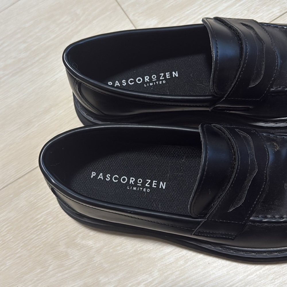 ✨ Pascorozen Black Slip on Loafers - Picture 2 of 7